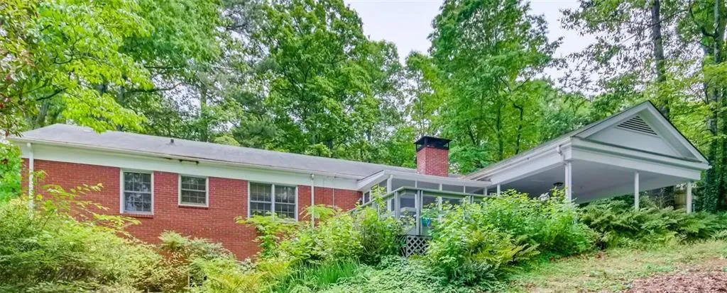 6900 Brandon Mill Road, Sandy Springs, Georgia 30328, 3 Bedrooms Bedrooms, ,2 BathroomsBathrooms,Residential,Sold,6900 Brandon Mill Road,6723810