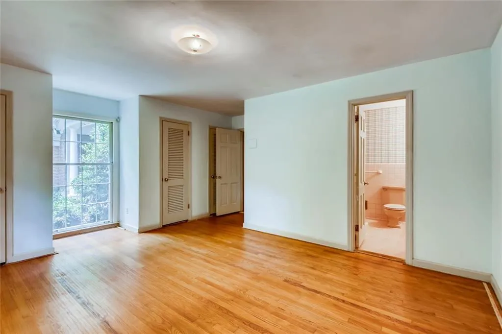 6900 Brandon Mill Road, Sandy Springs, Georgia 30328, 3 Bedrooms Bedrooms, ,2 BathroomsBathrooms,Residential,Sold,6900 Brandon Mill Road,6723810