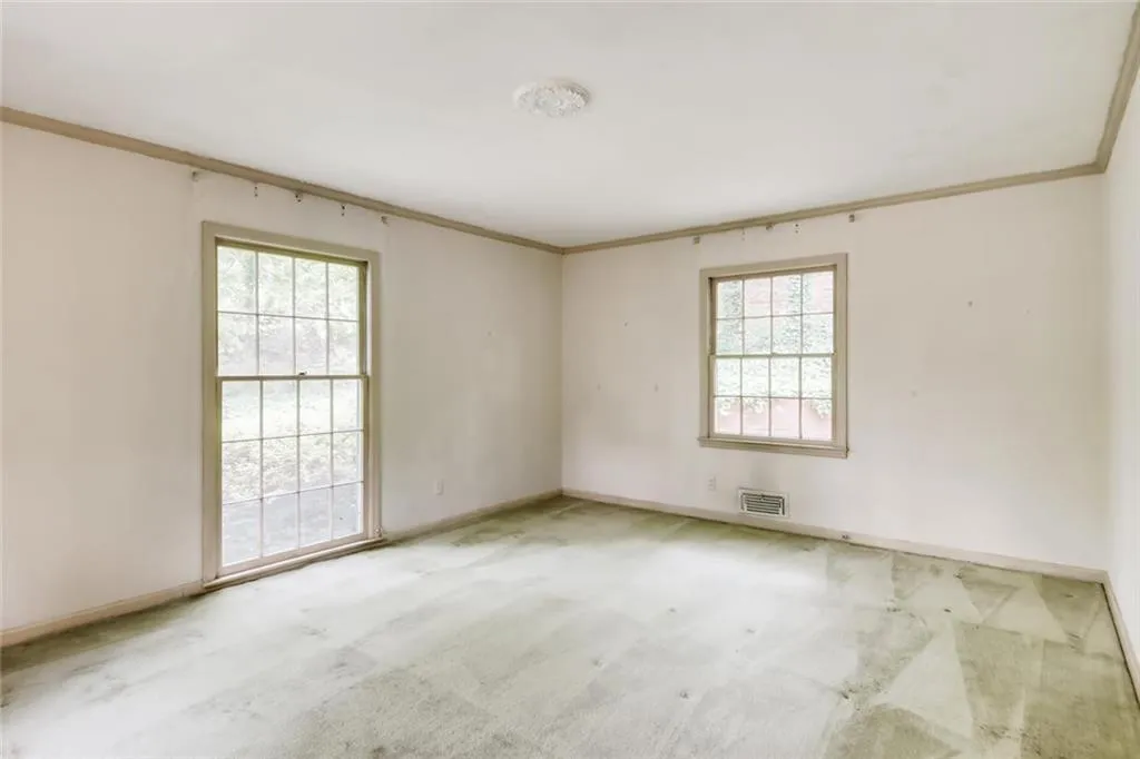 6900 Brandon Mill Road, Sandy Springs, Georgia 30328, 3 Bedrooms Bedrooms, ,2 BathroomsBathrooms,Residential,Sold,6900 Brandon Mill Road,6723810