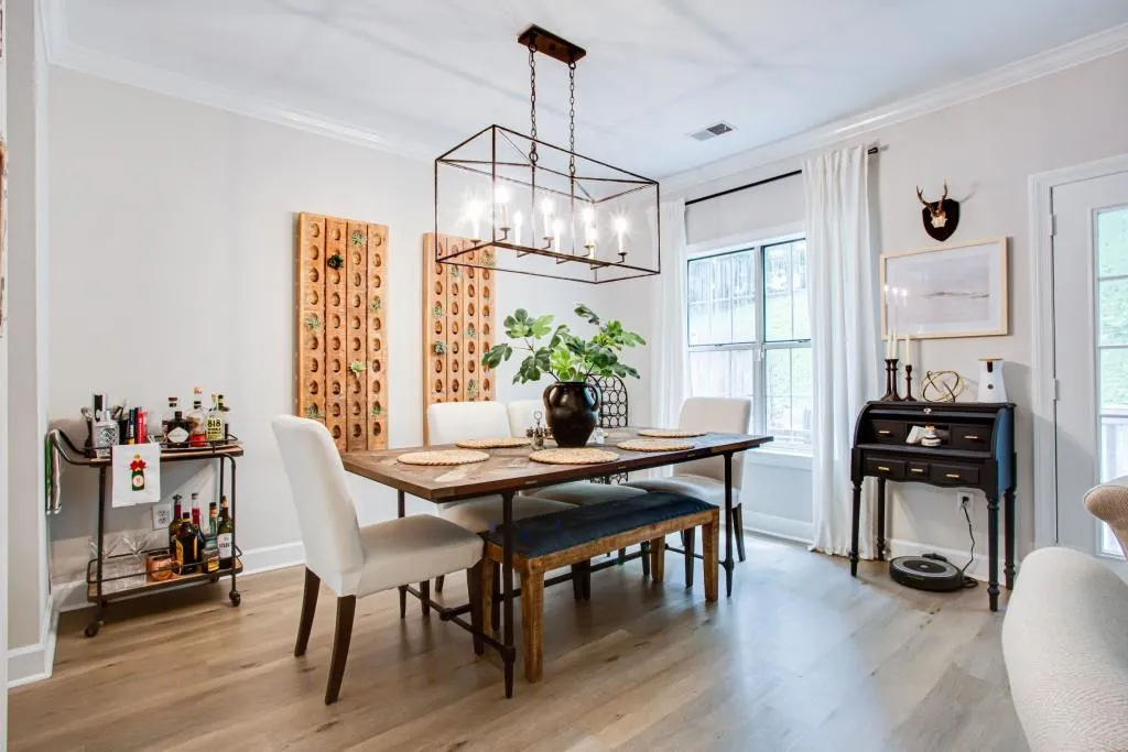 1160 Windsor Parkway Unit 10, Atlanta, Georgia 30319, 2 Bedrooms Bedrooms, ,2 BathroomsBathrooms,Residential,Sold,1160 Windsor Parkway Unit 10,7078884