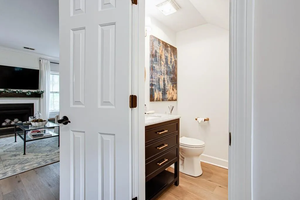 1160 Windsor Parkway Unit 10, Atlanta, Georgia 30319, 2 Bedrooms Bedrooms, ,2 BathroomsBathrooms,Residential,Sold,1160 Windsor Parkway Unit 10,7078884