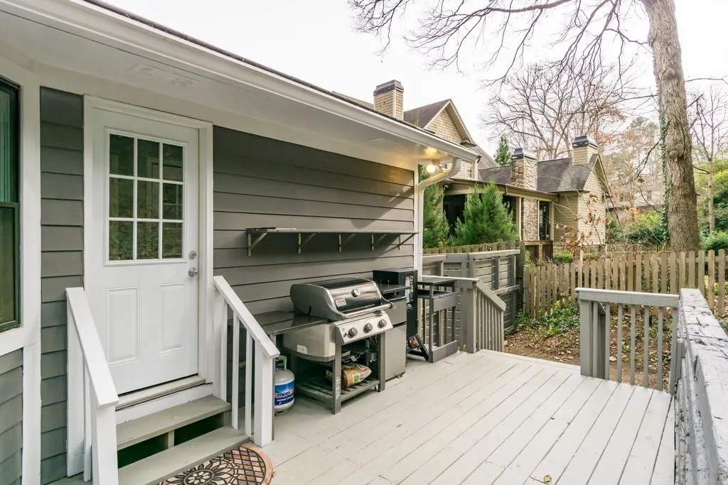 5310 Mount Vernon Parkway, Sandy Springs, Georgia 30327, 4 Bedrooms Bedrooms, ,4 BathroomsBathrooms,Residential,Sold,5310 Mount Vernon Parkway,6595612