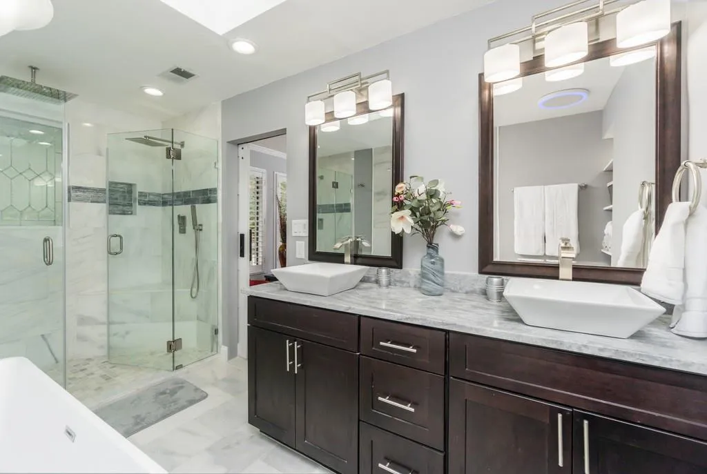 5310 Mount Vernon Parkway, Sandy Springs, Georgia 30327, 4 Bedrooms Bedrooms, ,4 BathroomsBathrooms,Residential,Sold,5310 Mount Vernon Parkway,6595612