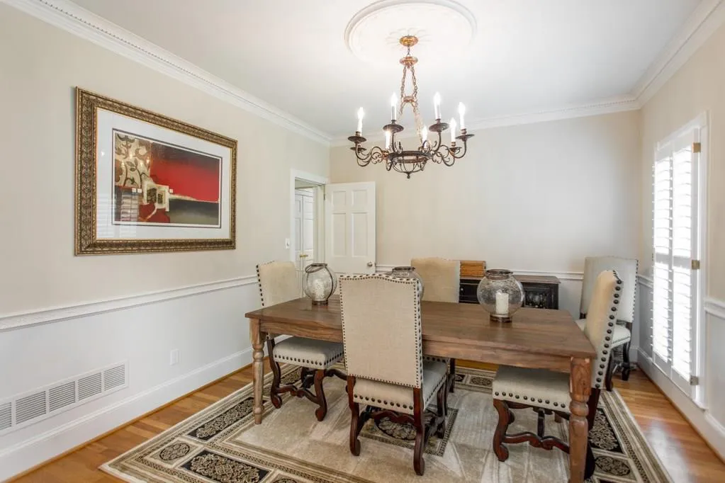 8975 River Run, Sandy Springs, Georgia 30350, 4 Bedrooms Bedrooms, ,3 BathroomsBathrooms,Residential,Sold,8975 River Run,6027436