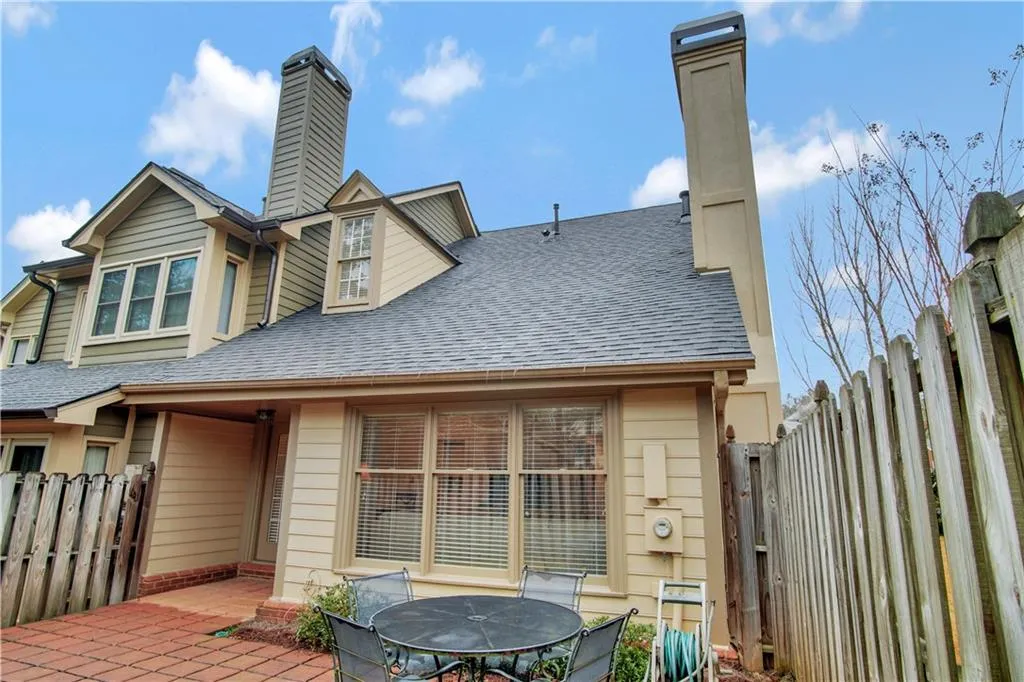 155 Brantley Road, Sandy Springs, Georgia 30350, 2 Bedrooms Bedrooms, ,2 BathroomsBathrooms,Residential,Sold,155 Brantley Road,6831494