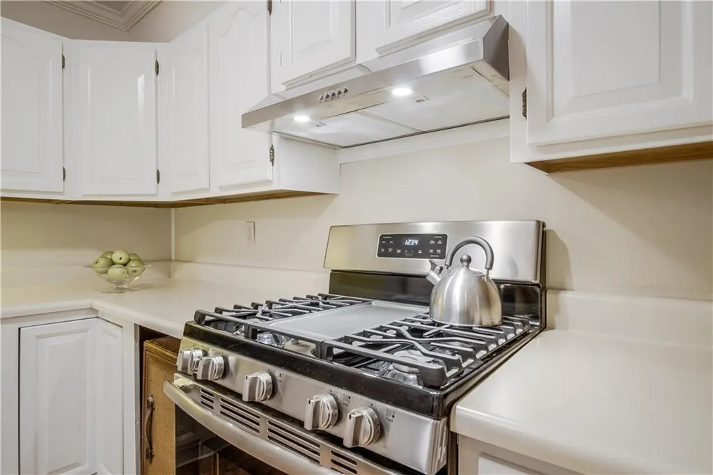 155 Brantley Road, Sandy Springs, Georgia 30350, 2 Bedrooms Bedrooms, ,2 BathroomsBathrooms,Residential,Sold,155 Brantley Road,6831494