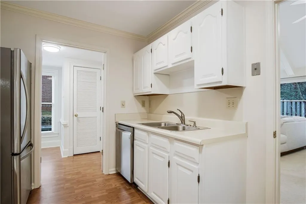 155 Brantley Road, Sandy Springs, Georgia 30350, 2 Bedrooms Bedrooms, ,2 BathroomsBathrooms,Residential,Sold,155 Brantley Road,6831494