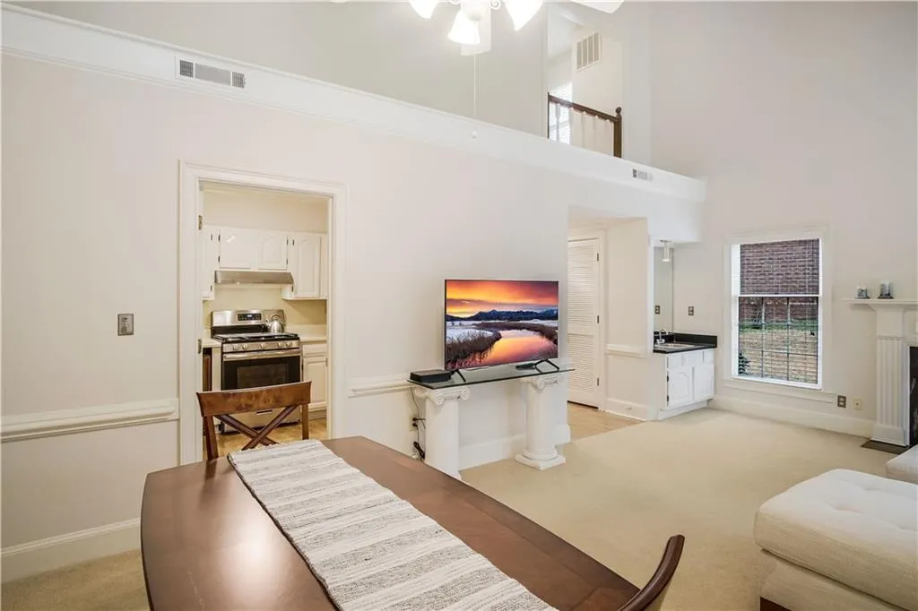 155 Brantley Road, Sandy Springs, Georgia 30350, 2 Bedrooms Bedrooms, ,2 BathroomsBathrooms,Residential,Sold,155 Brantley Road,6831494