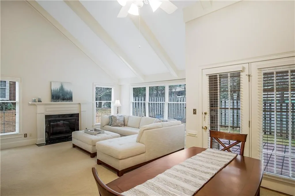 155 Brantley Road, Sandy Springs, Georgia 30350, 2 Bedrooms Bedrooms, ,2 BathroomsBathrooms,Residential,Sold,155 Brantley Road,6831494