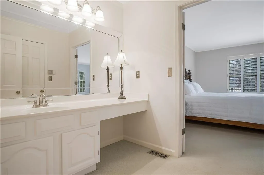 155 Brantley Road, Sandy Springs, Georgia 30350, 2 Bedrooms Bedrooms, ,2 BathroomsBathrooms,Residential,Sold,155 Brantley Road,6831494