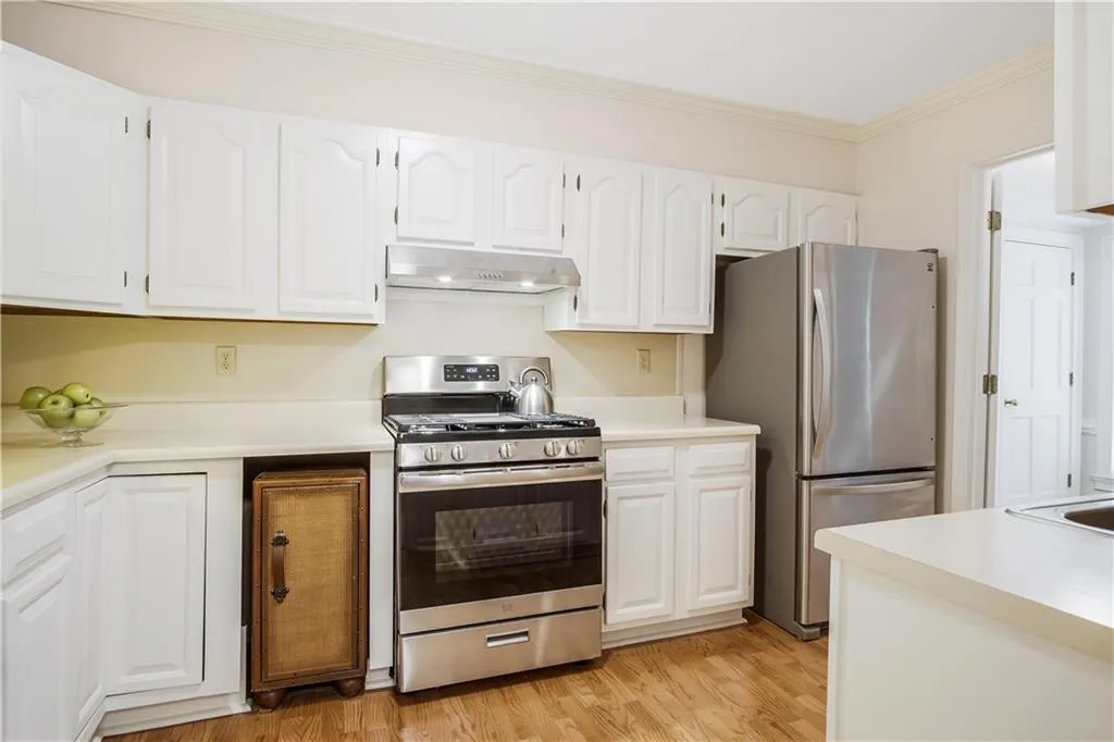 155 Brantley Road, Sandy Springs, Georgia 30350, 2 Bedrooms Bedrooms, ,2 BathroomsBathrooms,Residential,Sold,155 Brantley Road,6831494