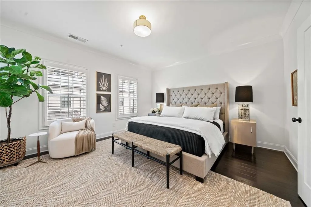 2053 Wheaton Way, Atlanta, Georgia 30328, 4 Bedrooms Bedrooms, ,4 BathroomsBathrooms,Residential,Sold,2053 Wheaton Way,7465942