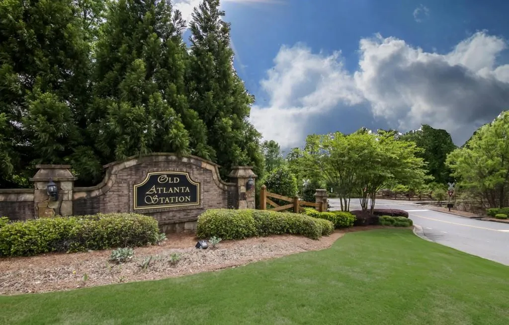3897 Old Atlanta Station Drive Se Unit 3, Atlanta, Georgia 30339, 4 Bedrooms Bedrooms, ,3 BathroomsBathrooms,Residential,Sold,3897 Old Atlanta Station Drive Se Unit 3,5925384