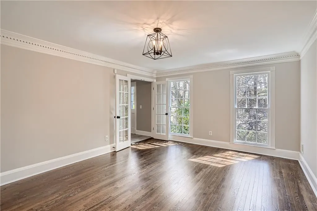 235 Landfall Road, Sandy Springs, Georgia 30328, 6 Bedrooms Bedrooms, ,4 BathroomsBathrooms,Residential,Sold,235 Landfall Road,7006884