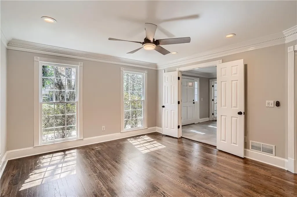 235 Landfall Road, Sandy Springs, Georgia 30328, 6 Bedrooms Bedrooms, ,4 BathroomsBathrooms,Residential,Sold,235 Landfall Road,7006884