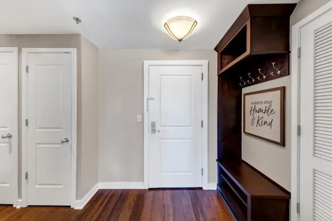 3338 Peachtree Road Ne Unit 508, Atlanta, Georgia 30326, 2 Bedrooms Bedrooms, ,2 BathroomsBathrooms,Residential,For Sale,3338 Peachtree Road Ne Unit 508,7585286