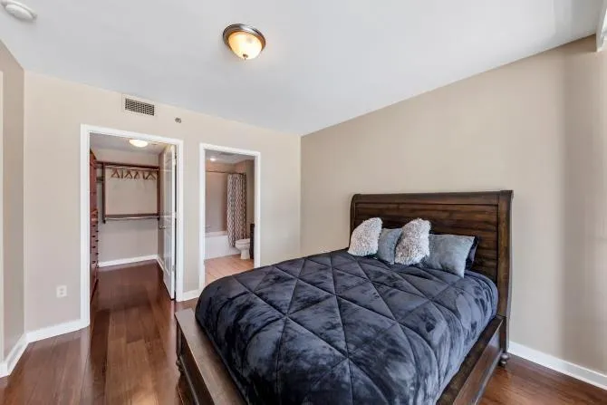 3338 Peachtree Road Ne Unit 508, Atlanta, Georgia 30326, 2 Bedrooms Bedrooms, ,2 BathroomsBathrooms,Residential,For Sale,3338 Peachtree Road Ne Unit 508,7585286