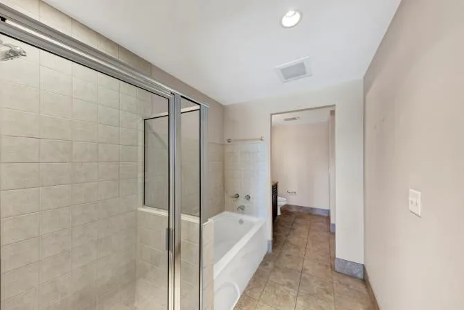 3338 Peachtree Road Ne Unit 508, Atlanta, Georgia 30326, 2 Bedrooms Bedrooms, ,2 BathroomsBathrooms,Residential,For Sale,3338 Peachtree Road Ne Unit 508,7585286