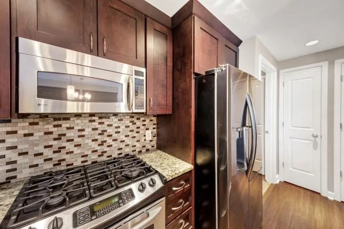3338 Peachtree Road Ne Unit 508, Atlanta, Georgia 30326, 2 Bedrooms Bedrooms, ,2 BathroomsBathrooms,Residential,For Sale,3338 Peachtree Road Ne Unit 508,7585286