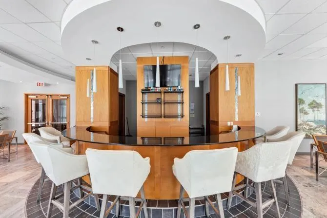 3338 Peachtree Road Ne Unit 508, Atlanta, Georgia 30326, 2 Bedrooms Bedrooms, ,2 BathroomsBathrooms,Residential,For Sale,3338 Peachtree Road Ne Unit 508,7585286