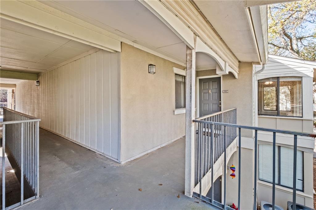 1307 Wingate Way, Sandy Springs, Georgia 30350, 2 Bedrooms Bedrooms, ,2 BathroomsBathrooms,Residential,Sold,1307 Wingate Way,7307858