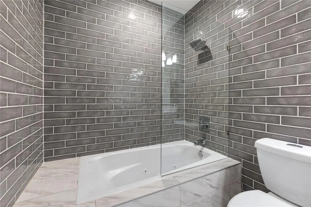 950 Nw W Peachtree Street Nw Unit 410, Atlanta, Georgia 30309, 1 Bedroom Bedrooms, ,1 BathroomBathrooms,Residential,For Sale,950 Nw W Peachtree Street Nw Unit 410,7592725