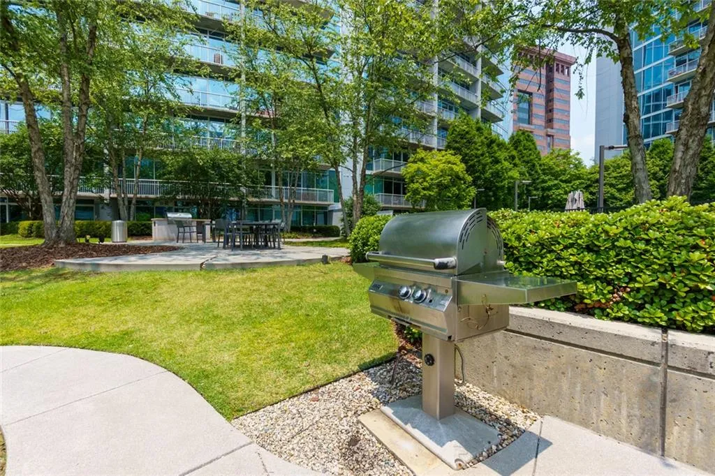950 Nw W Peachtree Street Nw Unit 410, Atlanta, Georgia 30309, 1 Bedroom Bedrooms, ,1 BathroomBathrooms,Residential,For Sale,950 Nw W Peachtree Street Nw Unit 410,7592725
