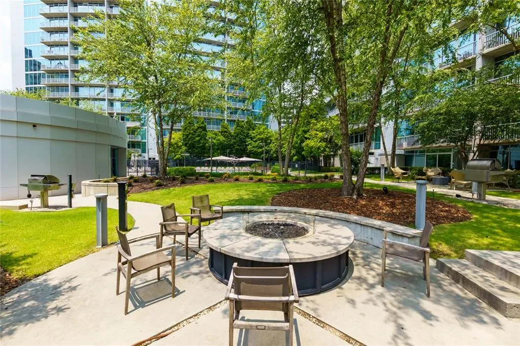 950 Nw W Peachtree Street Nw Unit 410, Atlanta, Georgia 30309, 1 Bedroom Bedrooms, ,1 BathroomBathrooms,Residential,For Sale,950 Nw W Peachtree Street Nw Unit 410,7592725