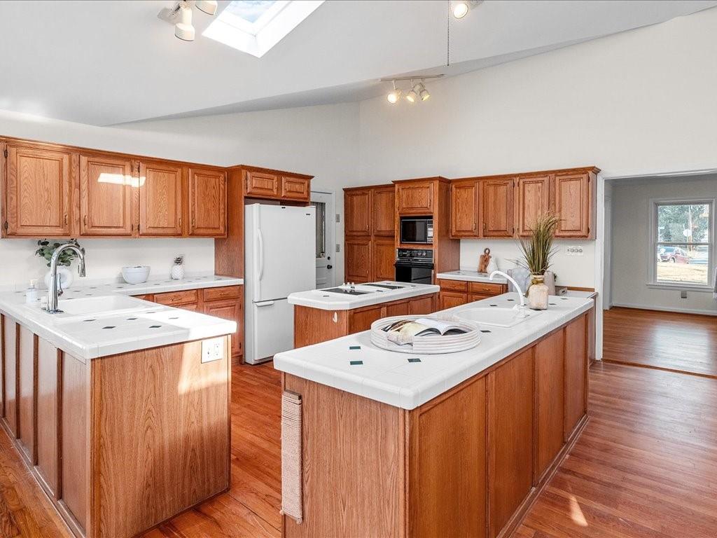 5134 Timber Trail South, Sandy Springs, Georgia 30342, 4 Bedrooms Bedrooms, ,3 BathroomsBathrooms,Residential,Sold,5134 Timber Trail South,7310852 5134 Timber Trail South, Sandy Springs, Georgia 30342, 4 Bedrooms Bedrooms, ,3 BathroomsBathrooms,Residential,Sold,5134 Timber Trail South,7310852