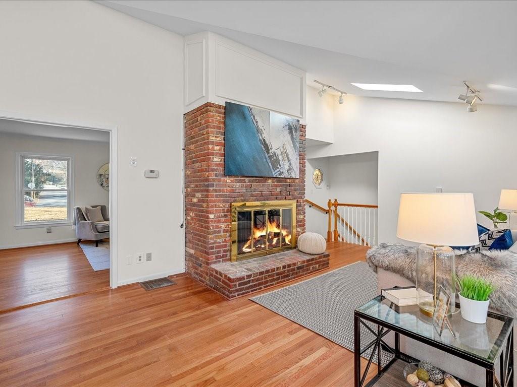 5134 Timber Trail South, Sandy Springs, Georgia 30342, 4 Bedrooms Bedrooms, ,3 BathroomsBathrooms,Residential,Sold,5134 Timber Trail South,7310852 5134 Timber Trail South, Sandy Springs, Georgia 30342, 4 Bedrooms Bedrooms, ,3 BathroomsBathrooms,Residential,Sold,5134 Timber Trail South,7310852