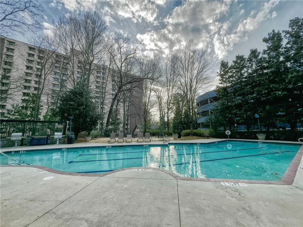 2870 Pharr Court South Nw Unit 2402, Atlanta, Georgia 30305, 1 Bedroom Bedrooms, ,1 BathroomBathrooms,Residential,For Sale,2870 Pharr Court South Nw Unit 2402,7540987