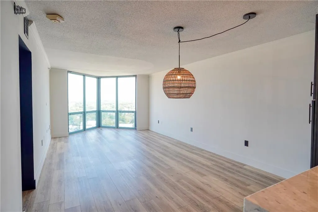 2870 Pharr Court South Nw Unit 2402, Atlanta, Georgia 30305, 1 Bedroom Bedrooms, ,1 BathroomBathrooms,Residential,For Sale,2870 Pharr Court South Nw Unit 2402,7540987