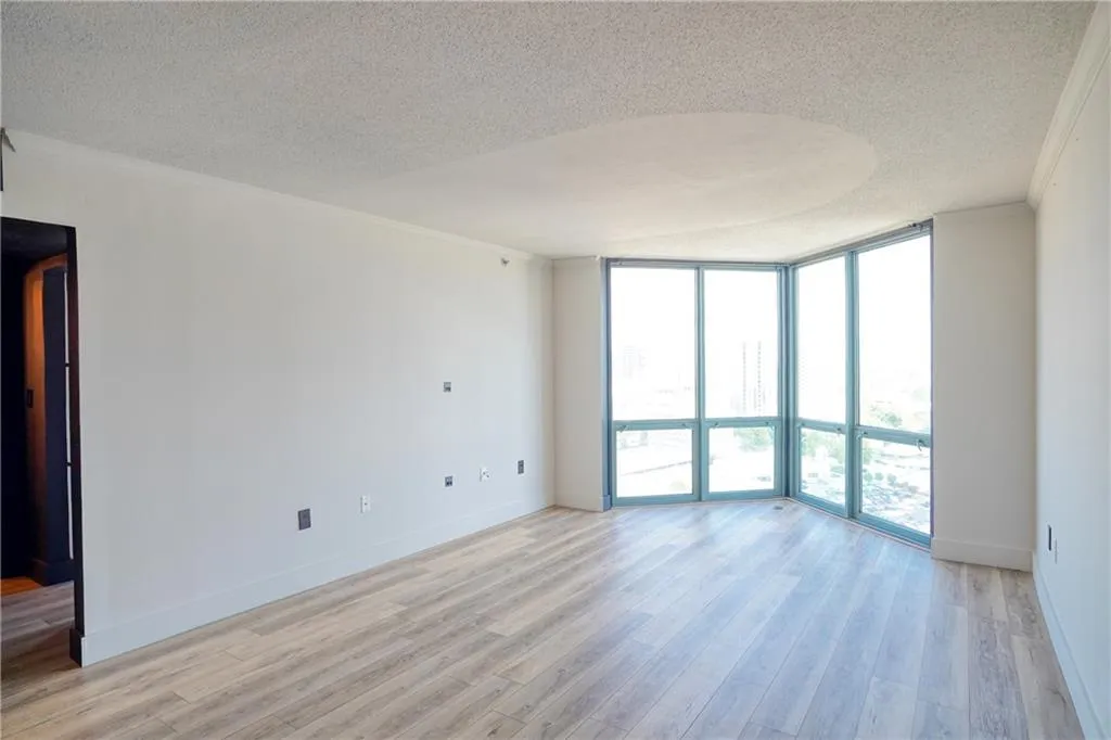 2870 Pharr Court South Nw Unit 2402, Atlanta, Georgia 30305, 1 Bedroom Bedrooms, ,1 BathroomBathrooms,Residential,For Sale,2870 Pharr Court South Nw Unit 2402,7540987