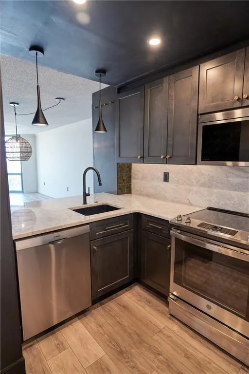 2870 Pharr Court South Nw Unit 2402, Atlanta, Georgia 30305, 1 Bedroom Bedrooms, ,1 BathroomBathrooms,Residential,For Sale,2870 Pharr Court South Nw Unit 2402,7540987