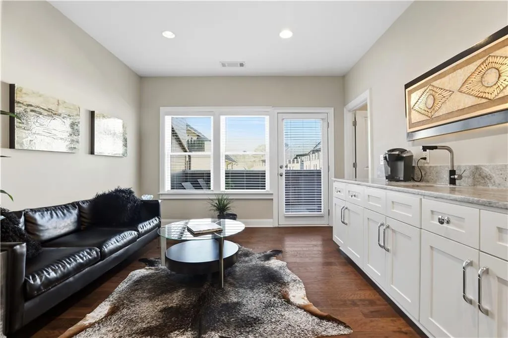 6405 Radiant Trace Unit 67, Atlanta, Georgia 30328, 3 Bedrooms Bedrooms, ,3 BathroomsBathrooms,Residential,Sold,6405 Radiant Trace Unit 67,7705710
