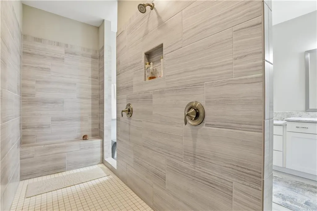 6405 Radiant Trace Unit 67, Atlanta, Georgia 30328, 3 Bedrooms Bedrooms, ,3 BathroomsBathrooms,Residential,Sold,6405 Radiant Trace Unit 67,7705710