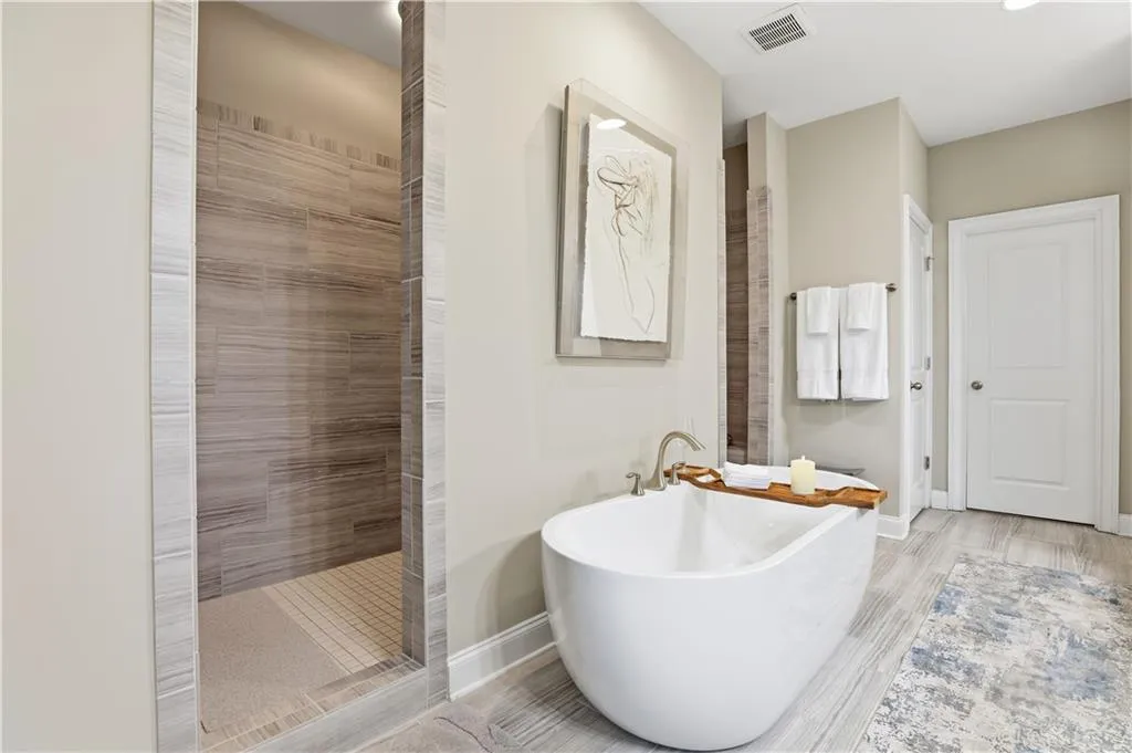 6405 Radiant Trace Unit 67, Atlanta, Georgia 30328, 3 Bedrooms Bedrooms, ,3 BathroomsBathrooms,Residential,Sold,6405 Radiant Trace Unit 67,7705710