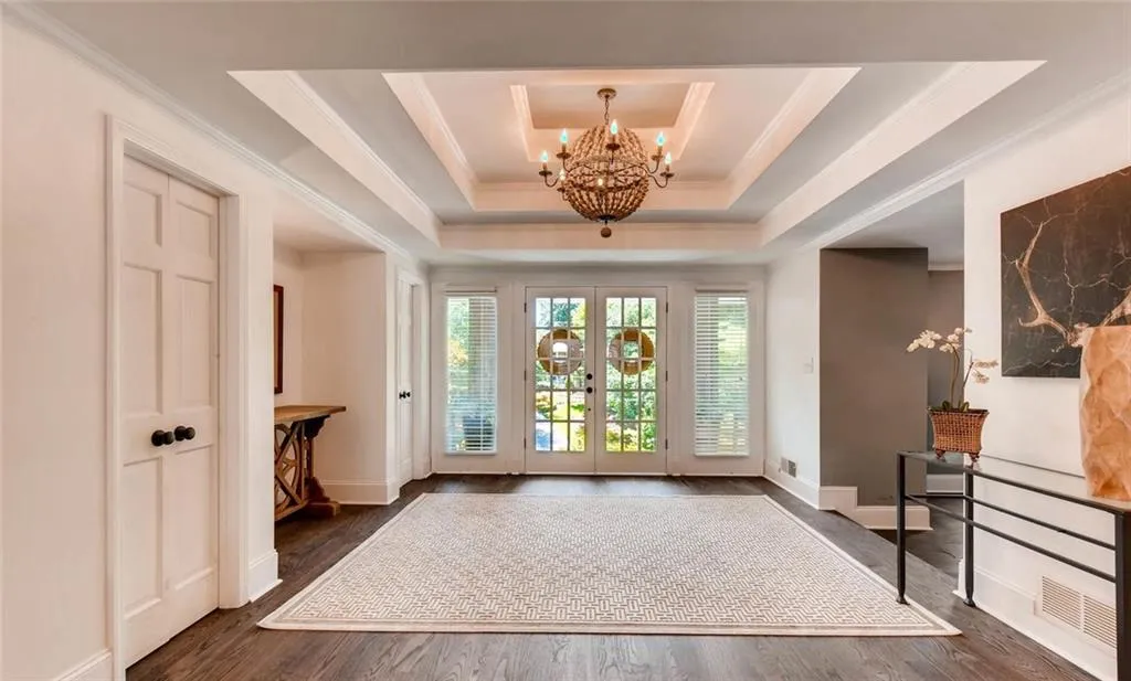 5860 Riverwood Drive N, Sandy Springs, Georgia 30328, 5 Bedrooms Bedrooms, ,4 BathroomsBathrooms,Residential,Sold,5860 Riverwood Drive N,5957942