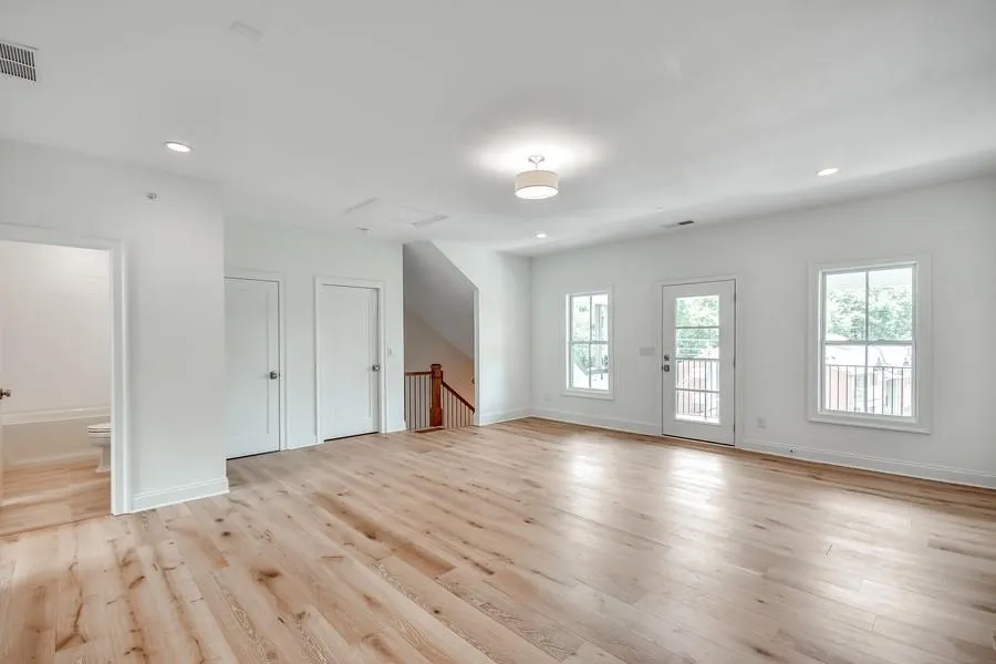 126 W Wieuca Road Unit 4, Sandy Springs, Georgia 30342, 3 Bedrooms Bedrooms, ,4 BathroomsBathrooms,Residential,Sold,126 W Wieuca Road Unit 4,6103888