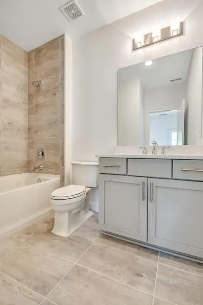 126 W Wieuca Road Unit 4, Sandy Springs, Georgia 30342, 3 Bedrooms Bedrooms, ,4 BathroomsBathrooms,Residential,Sold,126 W Wieuca Road Unit 4,6103888