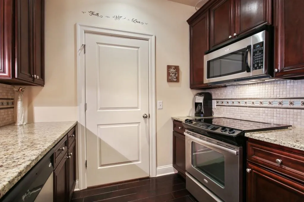 901 Abernathy Road Unit 2130, Sandy Springs, Georgia 30328, 2 Bedrooms Bedrooms, ,2 BathroomsBathrooms,Residential,Sold,901 Abernathy Road Unit 2130,6692890