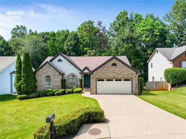 2744 Sterling Drive Nw, Lawrenceville, Georgia 30043