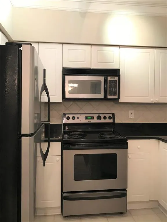 5559 Glenridge Drive Unit 2104, Atlanta, Georgia 30342, 1 Bedroom Bedrooms, ,1 BathroomBathrooms,Residential,Sold,5559 Glenridge Drive Unit 2104,6007108