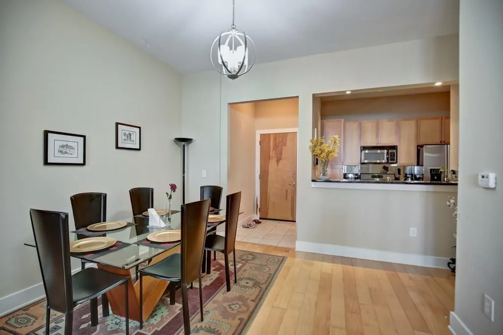 799 Hammond Drive Unit 109, Sandy Springs, Georgia 30328, 2 Bedrooms Bedrooms, ,2 BathroomsBathrooms,Residential,Sold,799 Hammond Drive Unit 109,5852657