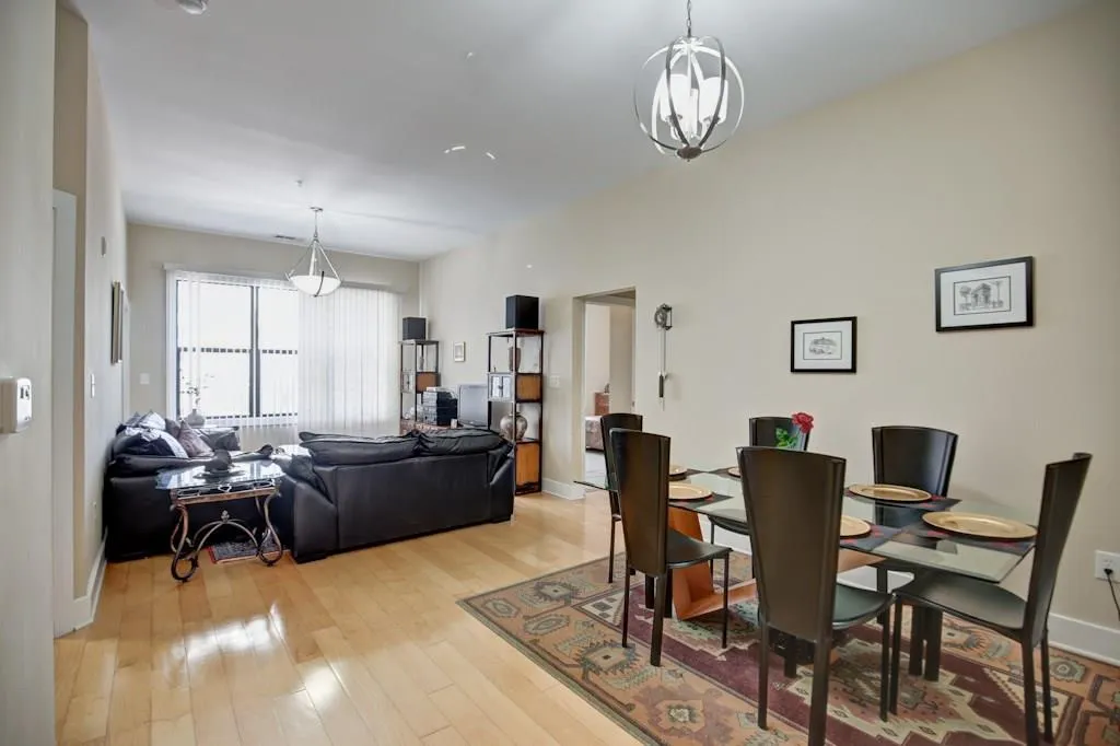 799 Hammond Drive Unit 109, Sandy Springs, Georgia 30328, 2 Bedrooms Bedrooms, ,2 BathroomsBathrooms,Residential,Sold,799 Hammond Drive Unit 109,5852657