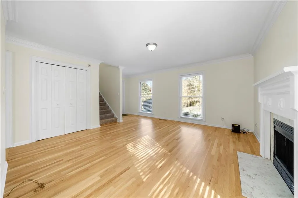 8918 Carroll Manor Drive, Sandy Springs, Georgia 30350, 2 Bedrooms Bedrooms, ,2 BathroomsBathrooms,Residential,Sold,8918 Carroll Manor Drive,6974107