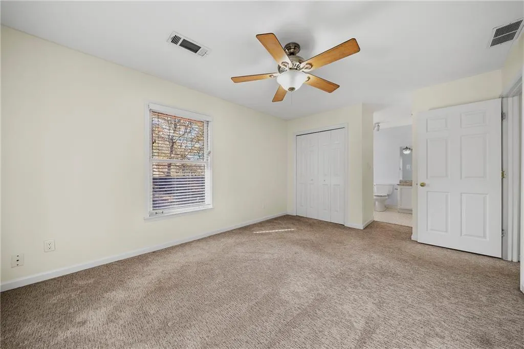 8918 Carroll Manor Drive, Sandy Springs, Georgia 30350, 2 Bedrooms Bedrooms, ,2 BathroomsBathrooms,Residential,Sold,8918 Carroll Manor Drive,6974107