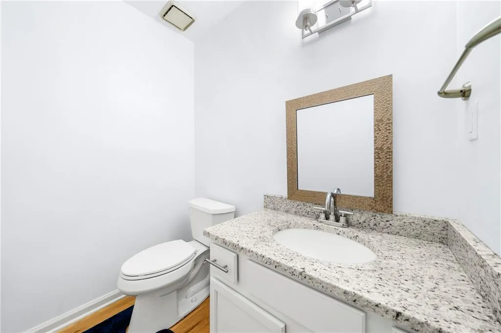 8918 Carroll Manor Drive, Sandy Springs, Georgia 30350, 2 Bedrooms Bedrooms, ,2 BathroomsBathrooms,Residential,Sold,8918 Carroll Manor Drive,6974107
