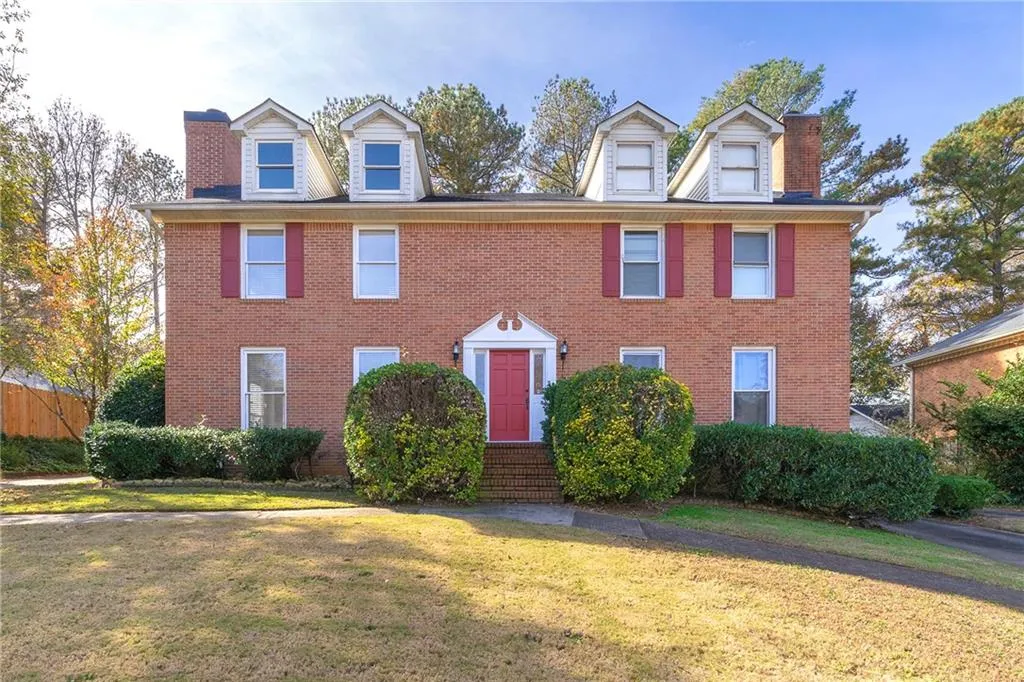 8918 Carroll Manor Drive, Sandy Springs, Georgia 30350, 2 Bedrooms Bedrooms, ,2 BathroomsBathrooms,Residential,Sold,8918 Carroll Manor Drive,6974107