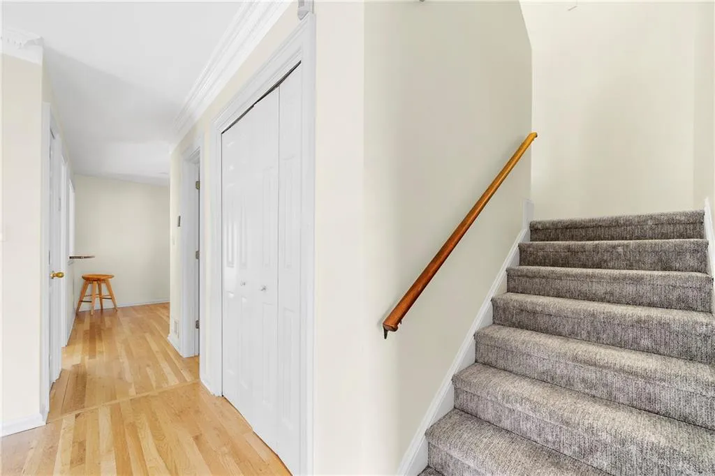 8918 Carroll Manor Drive, Sandy Springs, Georgia 30350, 2 Bedrooms Bedrooms, ,2 BathroomsBathrooms,Residential,Sold,8918 Carroll Manor Drive,6974107